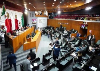 VA CONGRESO POR REDUCCIÓN DE EDAD PARA SER GOBERNADOR; BAJARÍA DE 30 A 28 AÑOS Y DE 21 A 18 PARA ALCALDES, DIPUTADOS Y REGIDORES