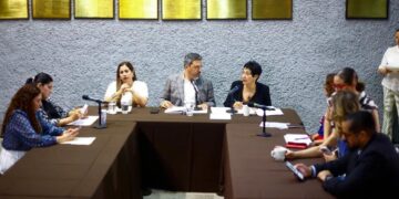 APRUEBA CONGRESO GOBERNADOR ¡DE 28 AÑOS!; AVALA LEGISLATIVO REDUCIR LA EDAD MÍNIMA Y AHORA TAMBIÉN ALCALDES Y REGIDORES PODRÁN SERLO DESDE LOS 18