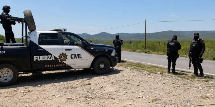 FALLECEN TRES POLICÍAS DE FUERZA CIVIL EN VOLCADURA