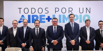 BAJA CONTAMINACIÓN A UN AÑO DE LA ALIANZA ‘TODOS POR UN AIRE + LIMPIO’; PRESENTA RAÚL LOZANO RESULTADOS ENTRE LOS QUE DESTACAN LA REDUCCIÓN DE PARTÍCULAS PM 2.5 Y PM 10 Y LA MODERNIZACIÓN DEL MONITOREO 1 BAJA CONTAMINACIÓN A UN AÑO DE LA ALIANZA ‘TODOS POR UN AIRE + LIMPIO’; PRESENTA RAÚL LOZANO RESULTADOS ENTRE LOS QUE DESTACAN LA REDUCCIÓN DE PARTÍCULAS PM 2.5 Y PM 10 Y LA MODERNIZACIÓN DEL MONITOREO