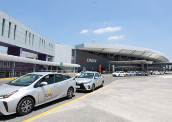 DARÁN UBER Y DIDI SERVICIO A VIAJEROS DEL AEROPUERTO; HABILITARÁ ESTADO BAHÍA CERCA DE LA TERMINAL AÉREA