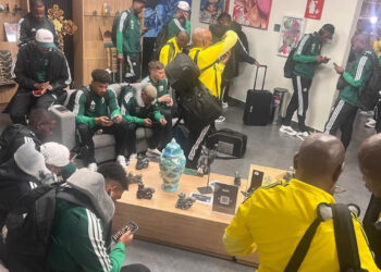 LLEGA SUDÁFRICA A MÉXICO; RIVAL DE LA SELECCIÓN YA PISA SUELO AZTECA