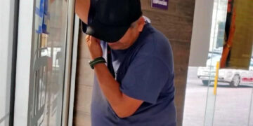 VA AL CINE, SE QUEDA DORMIDO Y LO DEJAN ENCERRADO; HOMBRE PASA LA NOCHE EN EL INTERIOR DEL CUAUHTÉMOC 70 2 VA AL CINE, SE QUEDA DORMIDO Y LO DEJAN ENCERRADO; HOMBRE PASA LA NOCHE EN EL INTERIOR DEL CUAUHTÉMOC 70