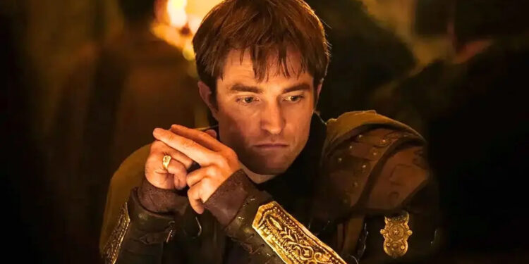 ROBERT PATTINSON FUE EL ÚNICO ACTOR QUE EXIGIÓ LEER EL GUIÓN DE LA ODISEA ANTES DE ACEPTAR