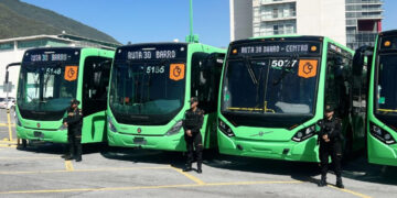 RENUEVA ESTADO RUTA LA ESTANZUELA; ENTREGA SAMUEL 30 CAMIONES NUEVOS 2 RENUEVA ESTADO RUTA LA ESTANZUELA; ENTREGA SAMUEL 30 CAMIONES NUEVOS