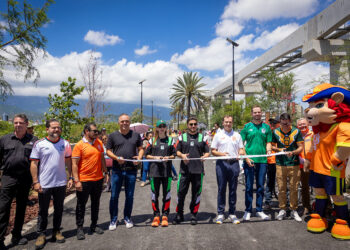 INAUGURAN SAMUEL Y MARIANA ESCENARIOS DEL FAN FEST Y CORREDOR VERDE FUNDIDORA – TORRE RISE