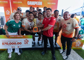 PREMIA SAMUEL A GANADORES DEL MUNDIALEÓN