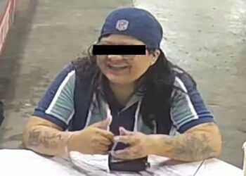 ROBA MINISTERIAL CELULAR EN DEPÓSITO; CAPTAN CÁMARAS A AGENTE DE LA FISCALÍA ESTATAL APODERÁNDOSE DE IPHONE 16 PRO MAX EN ALLENDE