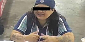 ROBA MINISTERIAL CELULAR EN DEPÓSITO; CAPTAN CÁMARAS A AGENTE DE LA FISCALÍA ESTATAL APODERÁNDOSE DE IPHONE 16 PRO MAX EN ALLENDE