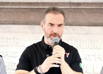 DICE ADRIÁN NO CONOCER A LOBATÓN; ASEGURA ALCALDE QUE NO HA PLATICADO CON SU HERMANO FILIBERTO Y DESCONOCÍA TRANSACCIÓN CON ACUSADO DE FRAUDE