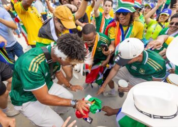 VAN A LA MACRO Y AL FAN FEST A VER MÉXICO VS CHEQUIA; LOS BAFANA BAFANA PONEN EL AMBIENTE EN EL COREA DEL SUR VS SUDÁFRICA QUE SE JUEGA EN GUADALUPE