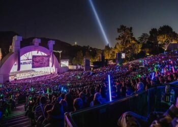 FUSIÓN LATINA QUE HACE HISTORIA: NATHY PELUSO Y EL GRUPO NICHE PONEN A BAILAR AL HOLLYWOOD BOWL EN UNA NOCHE MEMORABLE PARA LA SALSA 1 FUSIÓN LATINA QUE HACE HISTORIA: NATHY PELUSO Y EL GRUPO NICHE PONEN A BAILAR AL HOLLYWOOD BOWL EN UNA NOCHE MEMORABLE PARA LA SALSA