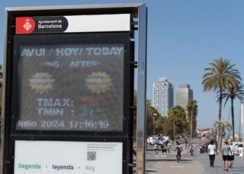 ALERTA CLIMÁTICA EN CATALUÑA: BARCELONA ROMPE SU RÉCORD HISTÓRICO DE TEMPERATURA EN MEDIO DE UNA OLA DE CALOR EXTREMA EN EL MEDITERRÁNEO 1 ALERTA CLIMÁTICA EN CATALUÑA: BARCELONA ROMPE SU RÉCORD HISTÓRICO DE TEMPERATURA EN MEDIO DE UNA OLA DE CALOR EXTREMA EN EL MEDITERRÁNEO