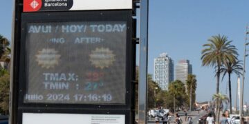ALERTA CLIMÁTICA EN CATALUÑA: BARCELONA ROMPE SU RÉCORD HISTÓRICO DE TEMPERATURA EN MEDIO DE UNA OLA DE CALOR EXTREMA EN EL MEDITERRÁNEO