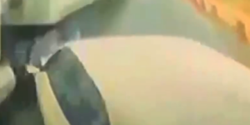 REVELA VIDEO IMPRUDENCIA DE CHOFER DE TRANSPORTE DE PERSONAL EN ACCIDENTE 2 REVELA VIDEO IMPRUDENCIA DE CHOFER DE TRANSPORTE DE PERSONAL EN ACCIDENTE
