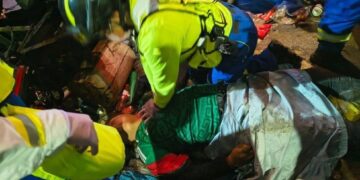 MUEREN TRES PERSONAS DURANTE FESTEJOS POR TRIUNFO DE MÉXICO EN CDMX; SUFREN ASFIXIA POR COMPRESIÓN ENTRE LA MULTITUD 2 MUEREN TRES PERSONAS DURANTE FESTEJOS POR TRIUNFO DE MÉXICO EN CDMX; SUFREN ASFIXIA POR COMPRESIÓN ENTRE LA MULTITUD