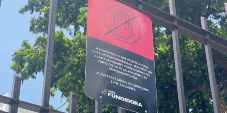 ADVIERTEN DETENCIONES POR BRINCAR BARDAS DE FUNDIDORA; BUSCAN EVITAR CAOS EN FAN FEST 1 ADVIERTEN DETENCIONES POR BRINCAR BARDAS DE FUNDIDORA; BUSCAN EVITAR CAOS EN FAN FEST