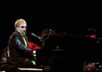 LEYENDA BRITÁNICA EN NEGOCIACIONES: ELTON JOHN PODRÍA REGRESAR A MÉXICO CON UN EMOTIVO CONCIERTO DE DESPEDIDA 3 LEYENDA BRITÁNICA EN NEGOCIACIONES: ELTON JOHN PODRÍA REGRESAR A MÉXICO CON UN EMOTIVO CONCIERTO DE DESPEDIDA