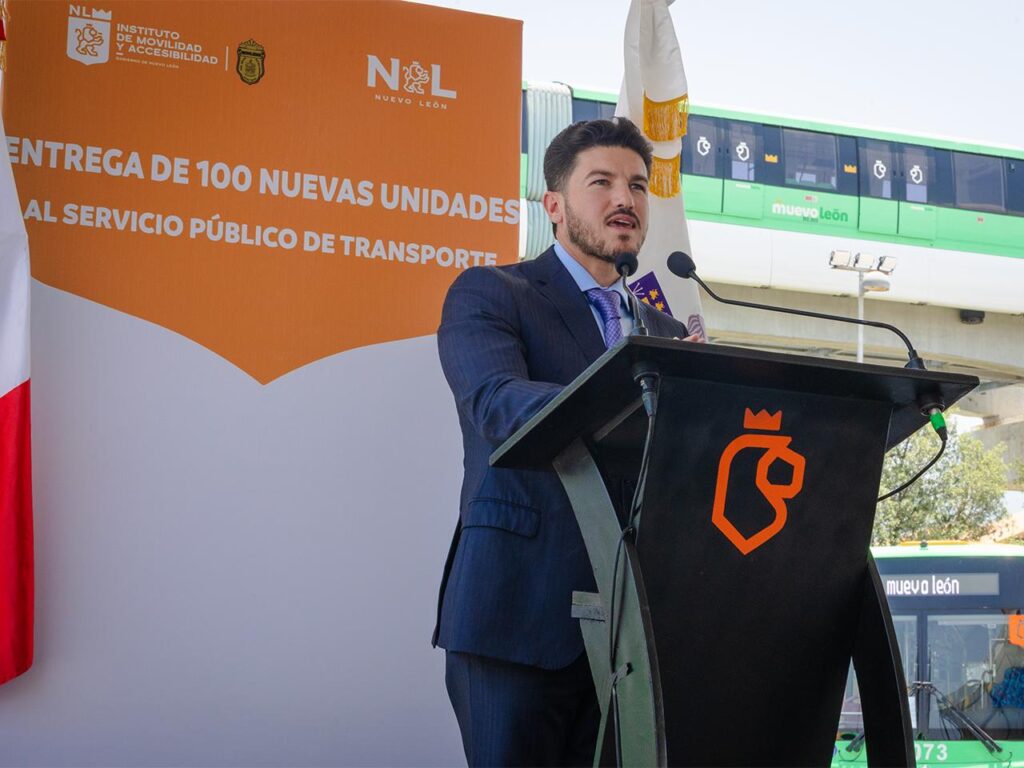 ENTREGAN SAMUEL Y MARIANA 100 NUEVOS CAMIONES; DESTACA GOBERNADOR TRANSPORTE DURANTE EL MUNDIAL 3 IMAGE 2026 07 03 171347
