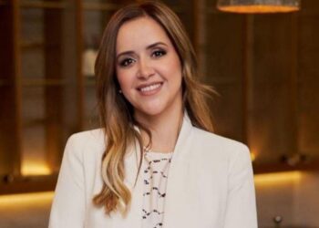 ATACAN A BALAZOS A REGIDORA DE MORENA EN TECATE; MUERE SU ESPOSO Y LA TRASLADAN A EU