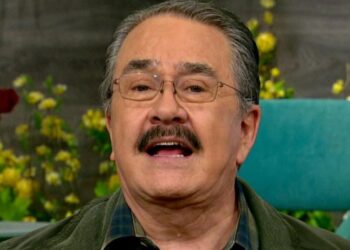 EVALUACIÓN EN LA TELEVISORA DEL AJUSCO: ASEGURAN QUE EL EMBLEMÁTICO CONDUCTOR PEDRO SOLA PODRÍA SALIR DE TV AZTECA AL TERMINAR SU CONTRATO