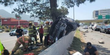OTRO ACCIDENTE MORTAL EN LA NACIONAL; MUERE JOVEN EN CHOQUE FRENTE AL COSTCO Y QUEDAN CINCO HERIDOS 2 OTRO ACCIDENTE MORTAL EN LA NACIONAL; MUERE JOVEN EN CHOQUE FRENTE AL COSTCO Y QUEDAN CINCO HERIDOS