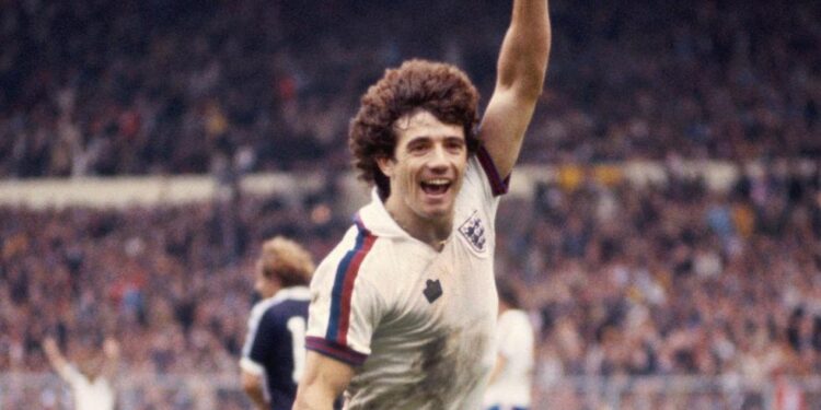 LUTO EN EL FÚTBOL MUNDIAL: BALOMPIÉ BRITÁNICO LLORA LA MUERTE DE KEVIN KEEGAN, LEYENDA DEL LIVERPOOL Y DOBLE GANADOR DEL BALÓN DE ORO 1 LUTO EN EL FÚTBOL MUNDIAL: BALOMPIÉ BRITÁNICO LLORA LA MUERTE DE KEVIN KEEGAN, LEYENDA DEL LIVERPOOL Y DOBLE GANADOR DEL BALÓN DE ORO