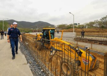 EXTIENDE ADRIÁN RETRASO EN OBRAS DEL HUAJUCO; INCUMPLE SEGUNDO PLAZO Y SIGUEN INCONCLUSAS Y SIN FECHA DE TERMINACIÓN