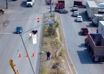 INAUGURA RAÚL CANTÚ DE LA GARZA 12 KILÓMETROS DE ALUMBRADO PÚBLICO EN CARRETERA A COLOMBIA