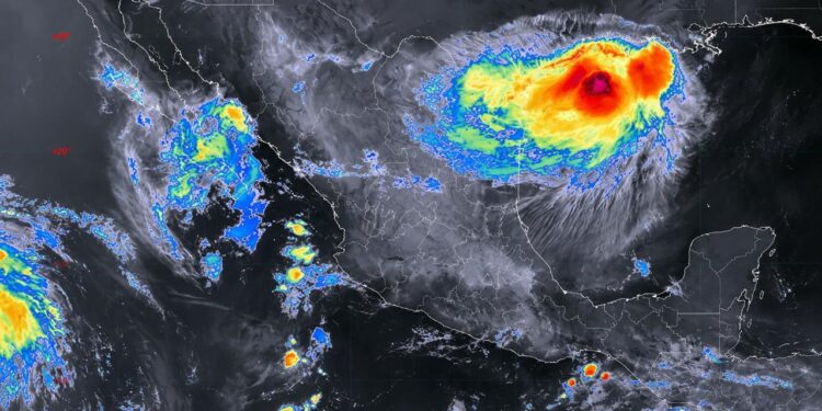 LLEGAN LLUVIAS DE 'BERTHA' A MONTERREY; PREVÉN TORMENTAS LA NOCHE DEL JUEVES Y EL VIERNES 1 LLEGAN LLUVIAS DE ‘BERTHA’ A MONTERREY; PREVÉN TORMENTAS LA NOCHE DEL JUEVES Y EL VIERNES