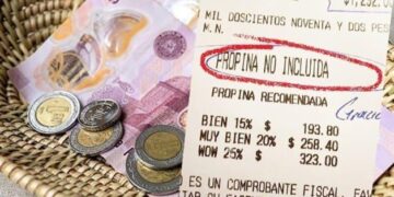 PROTECCIÓN AL CONSUMIDOR EN MÉXICO: PROFECO ADVIERTE MULTAS DE HASTA TRES MILLONES DE PESOS A RESTAURANTES Y BARES QUE IMPONGAN PROPINA OBLIGATORIA 2 PROTECCIÓN AL CONSUMIDOR EN MÉXICO: PROFECO ADVIERTE MULTAS DE HASTA TRES MILLONES DE PESOS A RESTAURANTES Y BARES QUE IMPONGAN PROPINA OBLIGATORIA