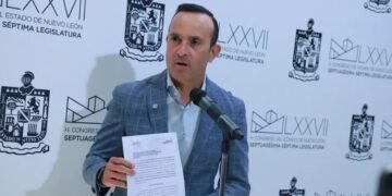 SE REGISTRA CARLOS DE LA FUENTE POR LA ALCALDÍA DE SAN NICOLÁS; ANALIZA HACERLO TAMBIÉN PARA GUBERNATURA