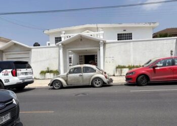 SE CUELGA HOMBRE DURANTE AUDIENCIA VIRTUAL DE DIVORCIO