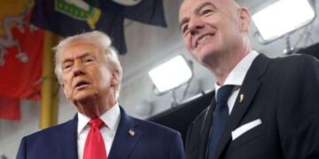 ESCÁNDALO EN EL MUNDIAL 2026: FIFA ENFRENTA SEVERAS CRÍTICAS DE LA UEFA POR REVOCAR EXPULSIÓN DE EE.UU. TRAS INTERVENCIÓN DE DONALD TRUMP 2 ESCÁNDALO EN EL MUNDIAL 2026: FIFA ENFRENTA SEVERAS CRÍTICAS DE LA UEFA POR REVOCAR EXPULSIÓN DE EE.UU. TRAS INTERVENCIÓN DE DONALD TRUMP