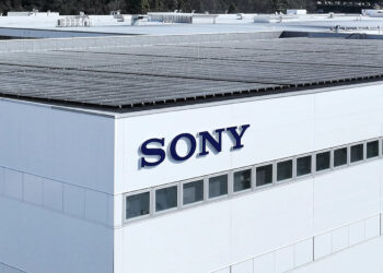 SONY REDUCE LA FABRICACIÓN DE DISCOS Y APUESTA POR COMPONENTES PARA IA