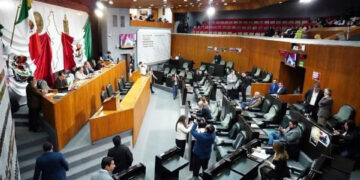 YA ES OFICIAL: BAJAN A 28 AÑOS LA EDAD PARA SER GOBERNADOR EN NUEVO LEÓN 2 YA ES OFICIAL: BAJAN A 28 AÑOS LA EDAD PARA SER GOBERNADOR EN NUEVO LEÓN