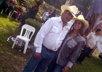 ESTRENA ROMANCE ‘EL BRONCO’; ASEGURAN QUE TIENE RELACIÓN CON ANA REYES, NIETA DE LÍDER SINDICAL Y 30 AÑOS MENOR