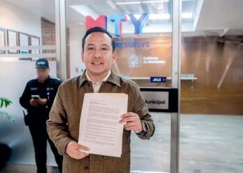 ARMA REGIDOR MORENISTA NÓMINA FAMILIAR EN MONTERREY; ACOMODA A DOS TÍAS Y UN PRIMO EN ADMINISTRACIÓN DE ADRIÁN