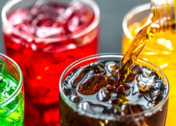 HALLAZGO EN SALUD PÚBLICA: ESTUDIO VINCULA EL CONSUMO DIARIO DE BEBIDAS AZUCARADAS CON UN INCREMENTO EN EL RIESGO DE CÁNCER DE ESTÓMAGO