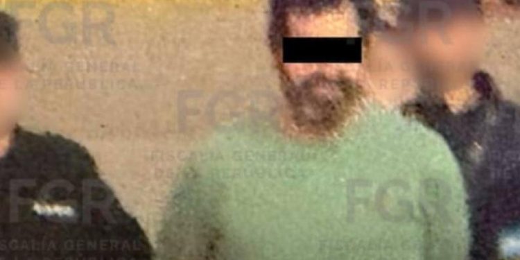 EXPULSA ARGENTINA A CONTRALMIRANTE ACUSADO DE HUACHICOL; LO TRASLADAN A MÉXICO 1 EXPULSA ARGENTINA A CONTRALMIRANTE ACUSADO DE HUACHICOL; LO TRASLADAN A MÉXICO