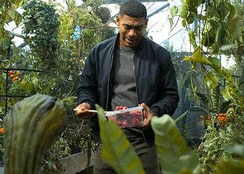 ¿QUIÉN ES EARL? LA PLANTA CARNÍVORA ALIENÍGENA QUE HAL JORDAN MANTIENE OCULTA EN SU RESIDENCIA