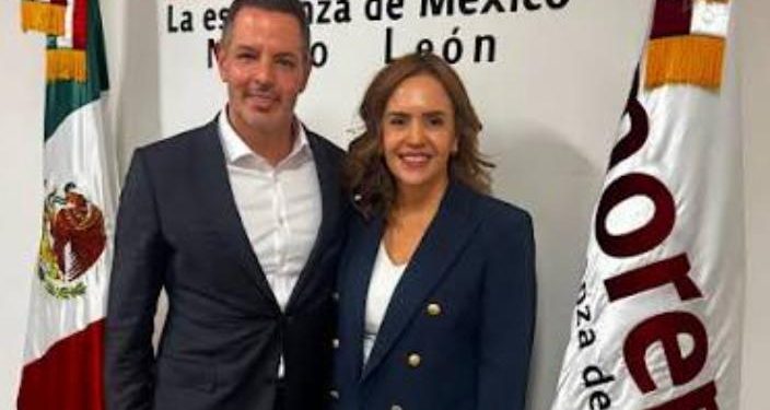 PRESUME MORENA UNIDAD EN NL… Y DESAIRAN -OTRA VEZ- CORCHOLATAS A MURAT 1 PRESUME MORENA UNIDAD EN NL… Y DESAIRAN -OTRA VEZ- CORCHOLATAS A MURAT