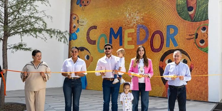 ENTREGAN SAMUEL Y MARIANA NUEVO COMEDOR Y COCINA EN CAPULLOS; DESTACA ALE MORALES DIGNIFICACIÓN DE ESPACIOS PARA MENORES 1 ENTREGAN SAMUEL Y MARIANA NUEVO COMEDOR Y COCINA EN CAPULLOS; DESTACA ALE MORALES DIGNIFICACIÓN DE ESPACIOS PARA MENORES