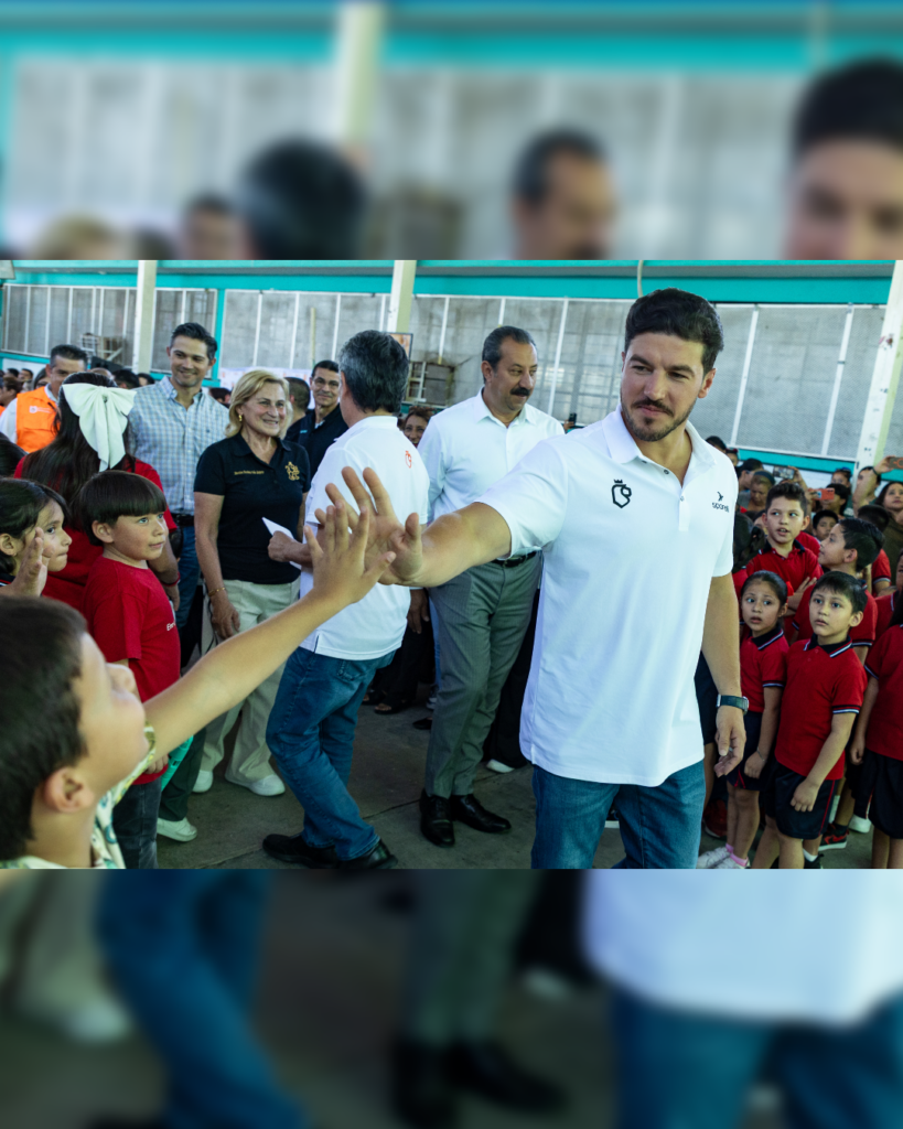 INVIERTE ESTADO 2 MIL MDP EN ESCUELAS; PROMETE SAMUEL VOLVER EN 15 DÍAS A PLANTELES DE TOPO CHICO 3 Invierte Estado 2 Mil MDP En Escuelas
