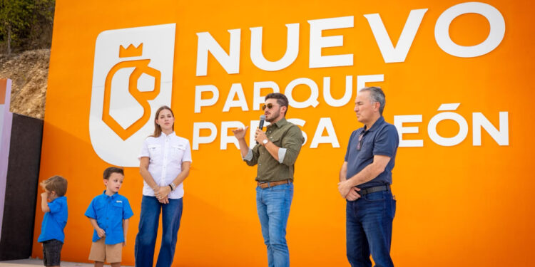 INAUGURAN SAMUEL Y MARIANA NUEVO MIRADOR EN PRESA LEÓN