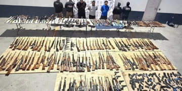 DECOMISAN ARSENAL DE 210 ARMAS EN SABINAS HIDALGO; VENÍA DE EU A MONTERREY
