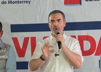 DICE ADRIÁN QUE SAMUEL SOLO CUMPLE AÑOS; LE RESPONDEN CON RISTRA DE OBRAS Y LE RECUERDAN QUE FUE PROCURADOR DURANTE LA MASACRE DEL ROYALE