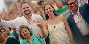 ENTREGAN 2 MIL 500 TARJETAS DE AYUDAMOS A LAS MUJERES; INCLUYEN TRANSPORTE GRATUITO 2 ENTREGAN 2 MIL 500 TARJETAS DE AYUDAMOS A LAS MUJERES; INCLUYEN TRANSPORTE GRATUITO
