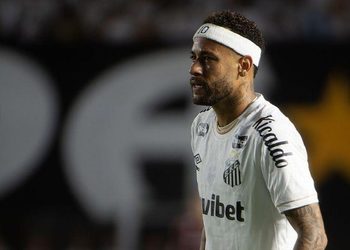 NEYMAR SUFRE LESIÓN MUSCULAR Y SE PERDERÁ LA ELIMINATORIA DE COPA SUDAMERICANA CON EL SANTOS
