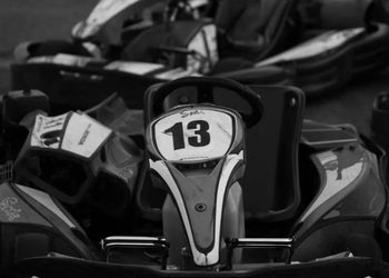 TRAGEDIA EN NUEVA YORK: NIÑO DE 11 AÑOS PIERDE LA VIDA TRAS VOLCARSE SU GO-KART Y CAER A UN ESTANQUE